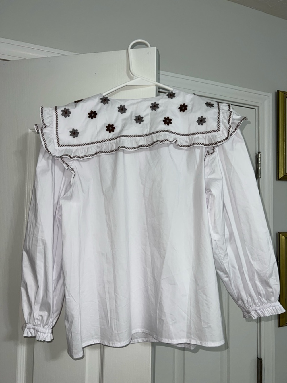 Karlie White Embroidered Bib Collar Blouse with Brown Trim - Picture 5 of 5